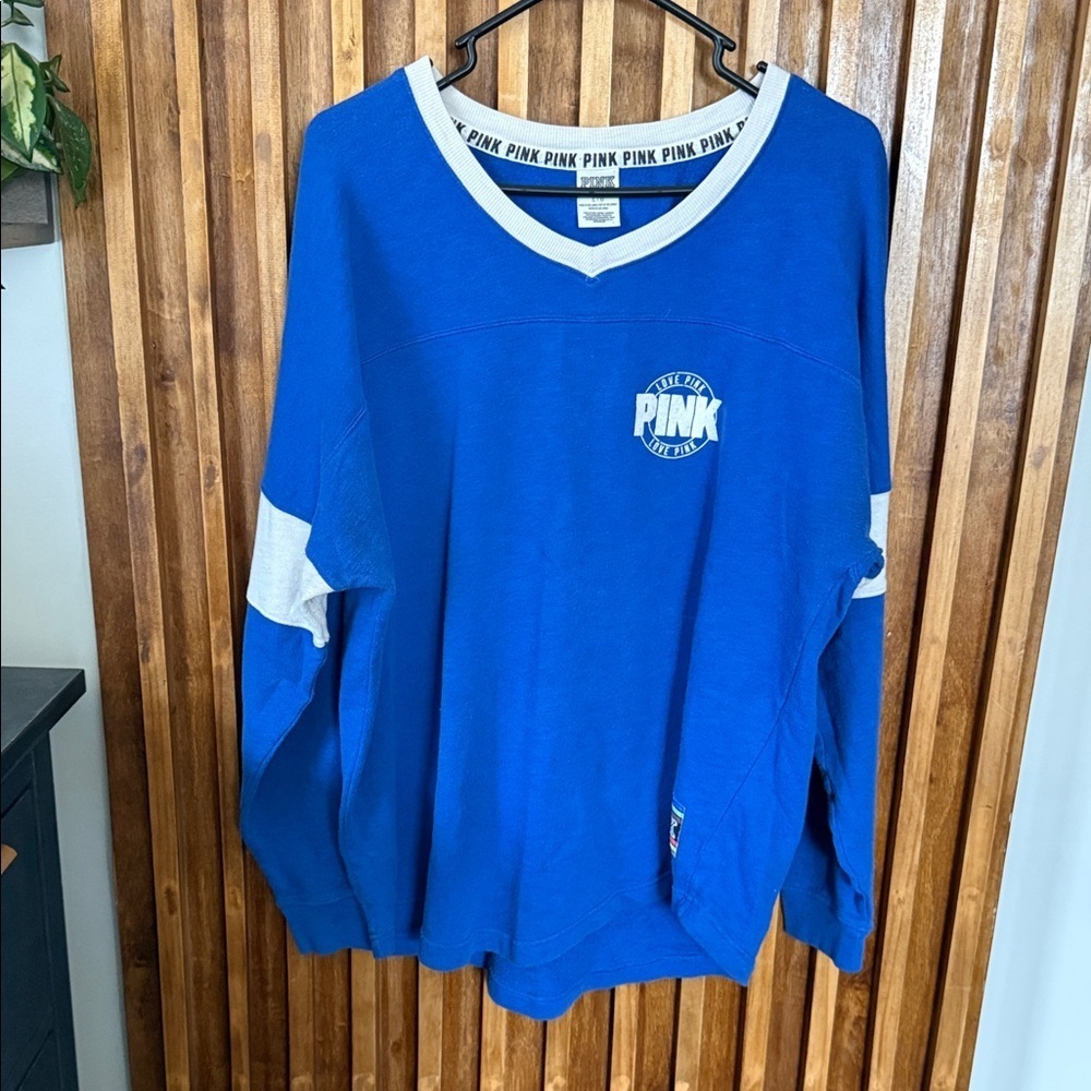 Vintage Pink by VS V neck Relaxed Oversized Top. Size L - Picture 2 of 10